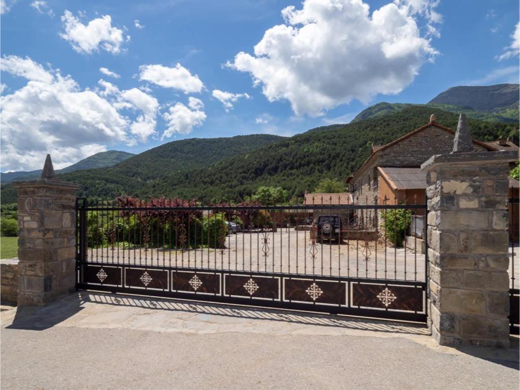 Casa Perico * Borrastre